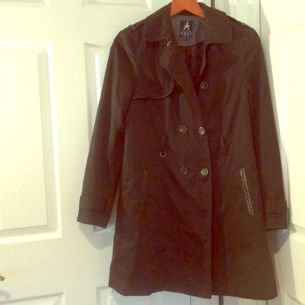 Atmosphere black trench coat from London